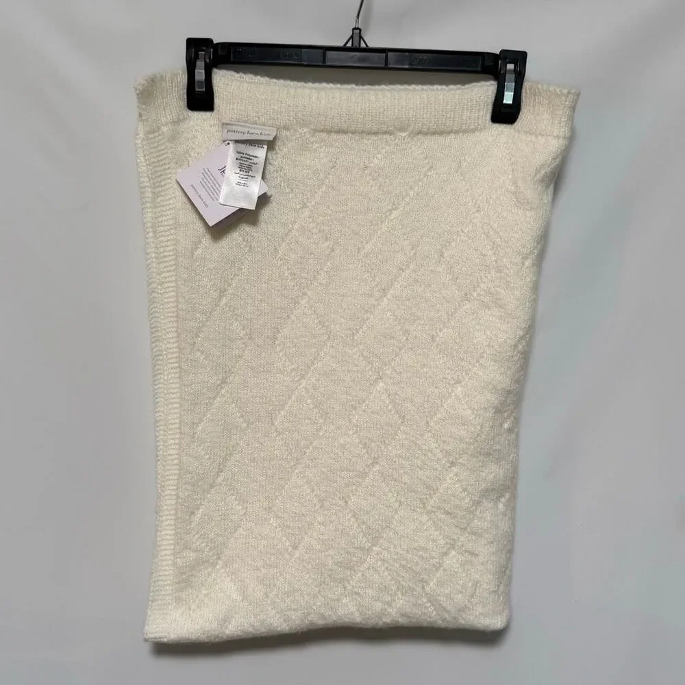 Pottery Barn kids Goldie Giraffe baby blanket cream size 30x40” NWT